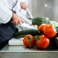 Саладетта PREMIUM - 0,9 x 0,7 m - 1 двері та 2 шухляди 1/2 GGM Gastro