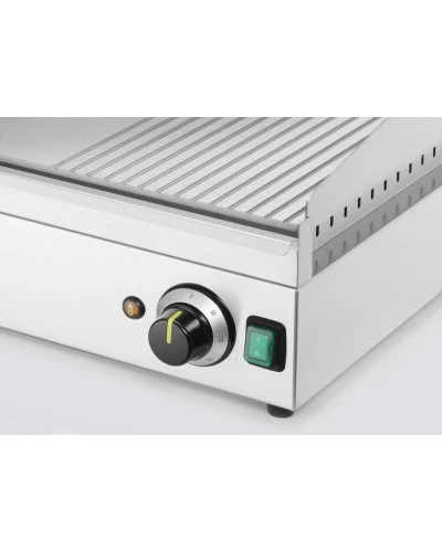 Поверхня для смаження-гриль - 2/3 - гладка, 1/3 - рифлена, Kitchen Line, 220-240В/3500Вт, 697x474x(H)241мм