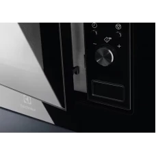 Мікрохвильва піч Electrolux LMS2203EMK