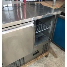 Стіл з холодильною шафою COOLEQ S901